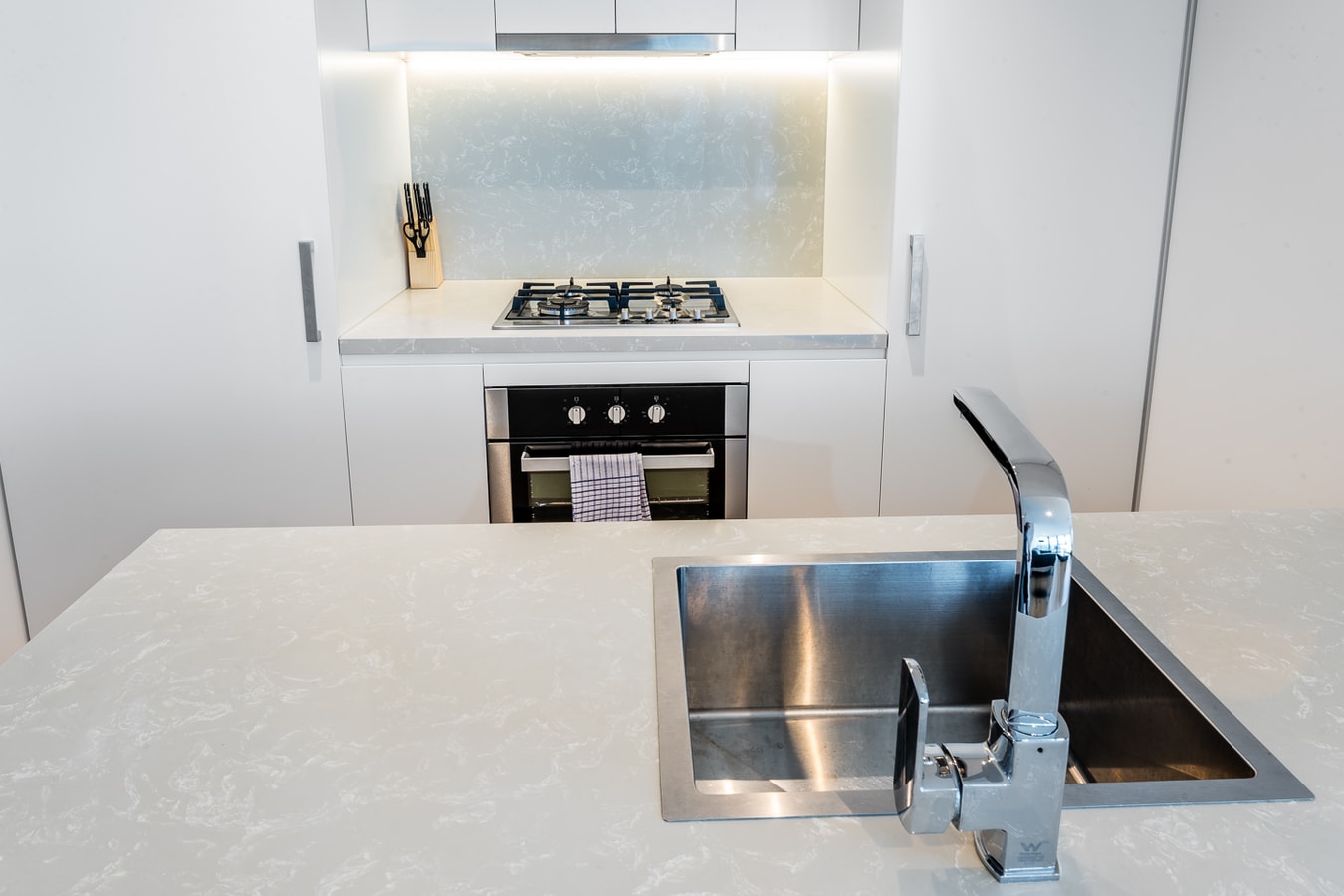 Spacious 2 bedroom Apartment with Rooftop Access 8 Serain Residences
