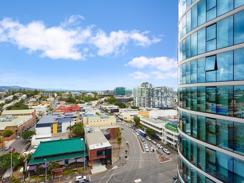 Cozy 1 Bedroom Apartment In FV With Infinity Pool 6 Serain Residences