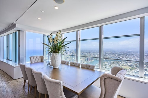 Spectacular OceanView Sub-Penthouse CentralSurfers 10 Serain Residences
