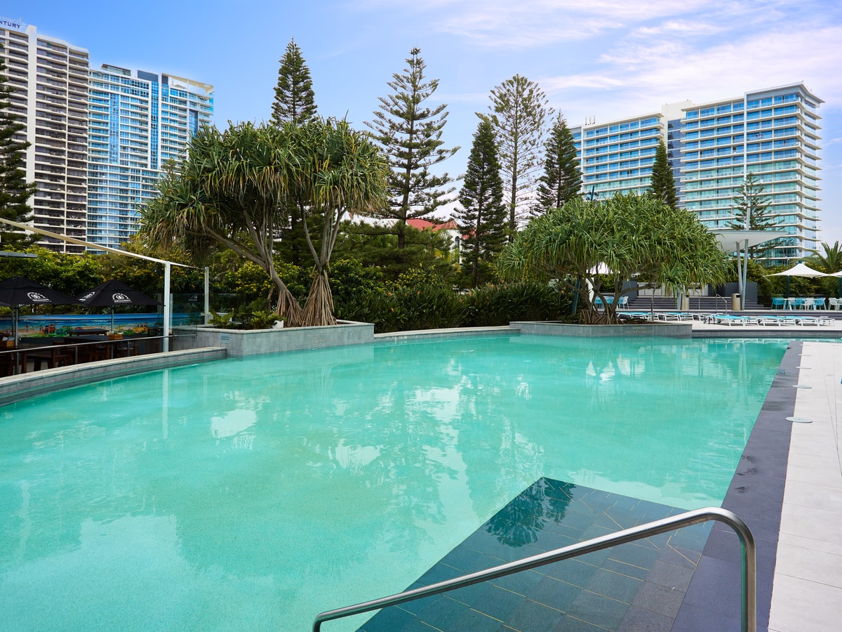 Spectacular OceanView Sub-Penthouse CentralSurfers 28 Serain Residences
