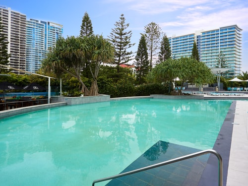 Spectacular OceanView Sub-Penthouse CentralSurfers 28 Serain Residences