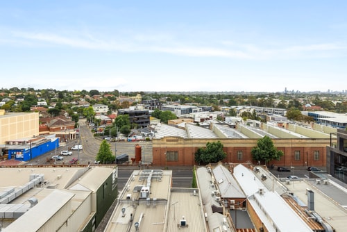 Convenient located 1 bedroom Apartment in Hawthorn 18 Serain Residences