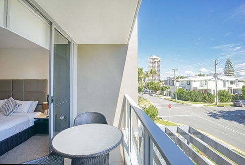 Three bedroom Villa in Central of Surfers Paradise 9 Serain Residences