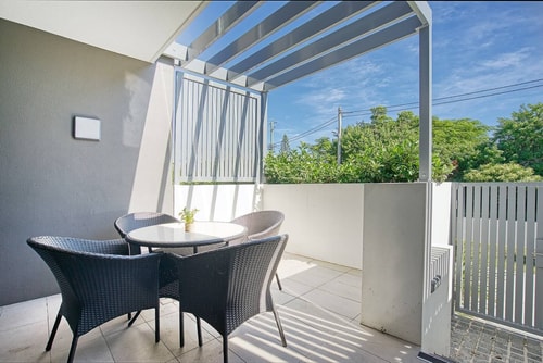 Three bedroom Villa in Central of Surfers Paradise 11 Serain Residences