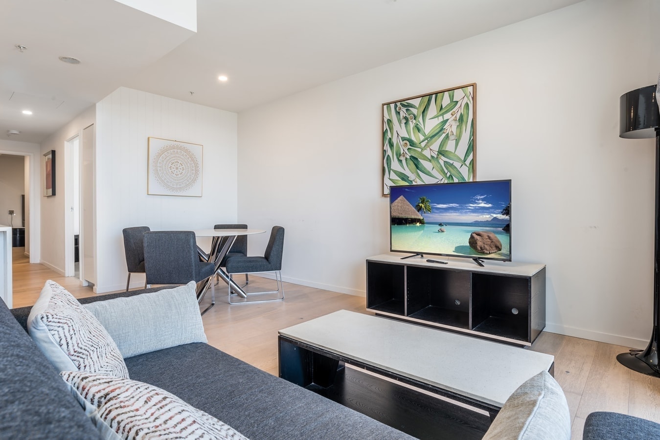 Center Located 2 bedroom Apartment South Brisbane 2 Serain Residences