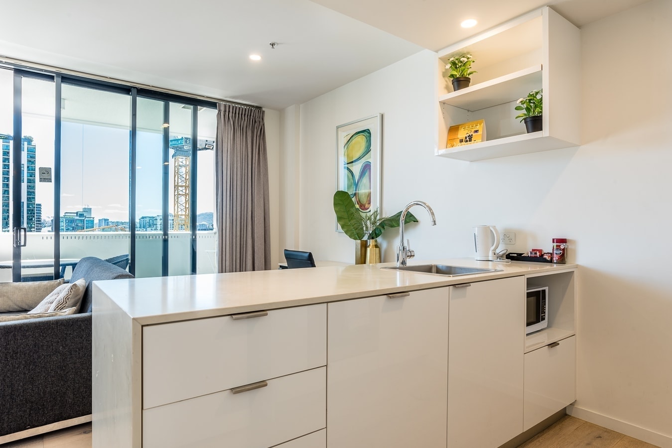 Center Located 2 bedroom Apartment South Brisbane 13 Serain Residences