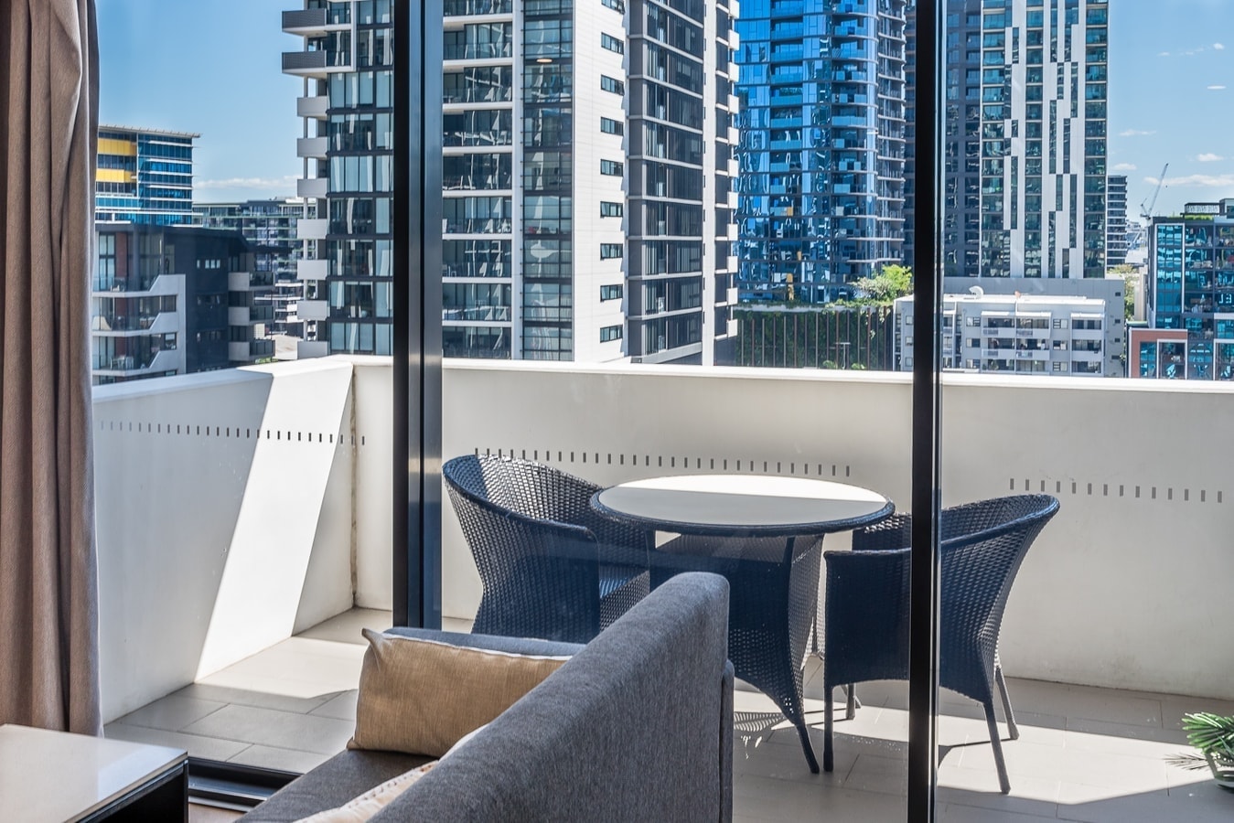 Center Located 2 bedroom Apartment South Brisbane 7 Serain Residences