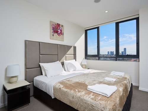 Comfort Central Gold Coast 2 Bedroom Apartment 3 Serain Residences