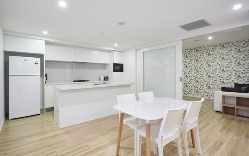 Cozy 2 Bedroom Apartment+study located in Surfers 1 Serain Residences