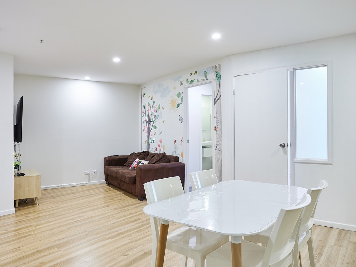 Cozy 2 Bedroom Apartment+study located in Surfers 4 Serain Residences