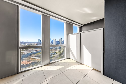 1 bedroom + study Apartment in south Melbourne 11 Serain Residences