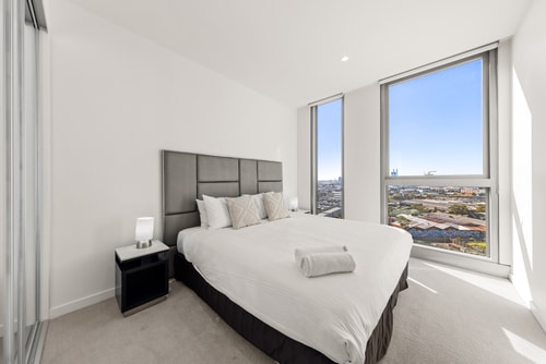 1 bedroom + study Apartment in south Melbourne 1 Serain Residences