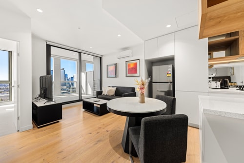 1 bedroom + study Apartment in south Melbourne 0 Serain Residences