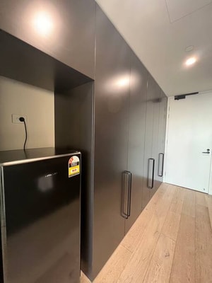 Convenient located 1 bedroom Apartment in Hawthorn 28 Serain Residences