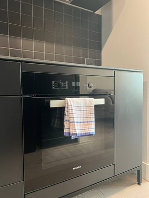 Convenient located 1 bedroom Apartment in Hawthorn 31 Serain Residences
