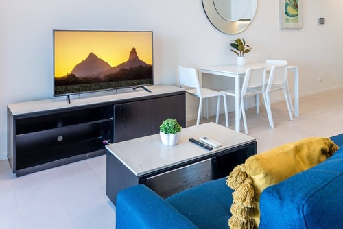 Fortitude Valley 2bedroom Apartment + Free parking 1 Serain Residences