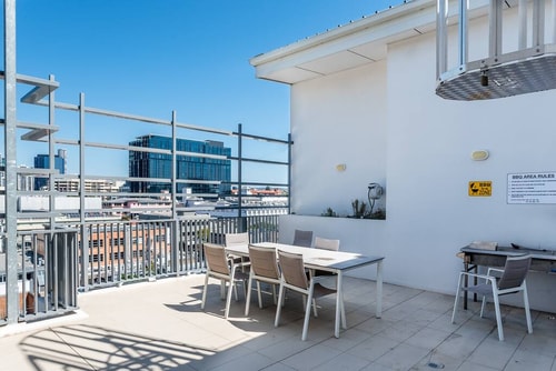 Fortitude Valley 2bedroom Apartment + Free parking 32 Serain Residences