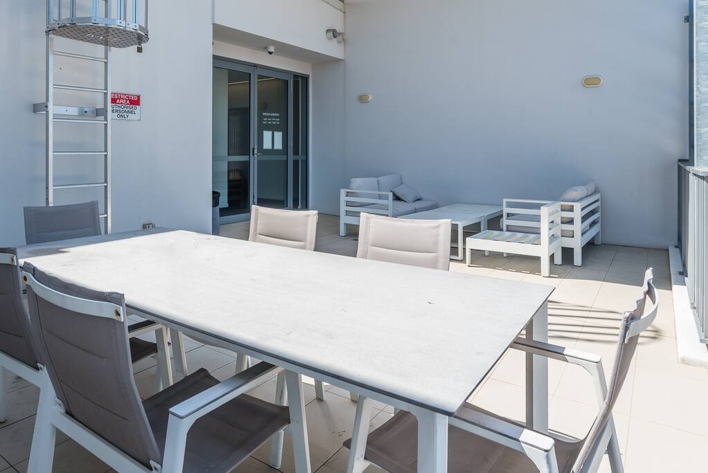 Fortitude Valley 2bedroom Apartment + Free parking 34 Serain Residences