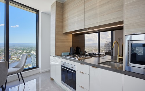 Beachside Level 40 1-Bedroom Apt at the Ocean 7 Serain Residences