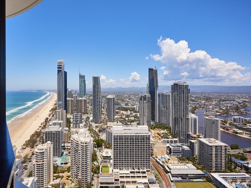 Beachside Level 40 1-Bedroom Apt at the Ocean 1 Serain Residences