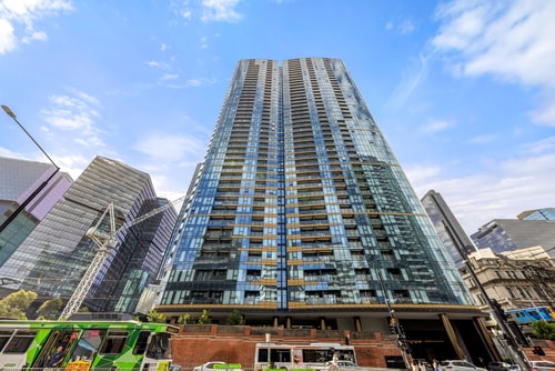 Convenient One Bedroom Apartment in Docklands 19 Serain Residences