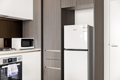 Convenient One Bedroom Apartment in Docklands 13 Serain Residences