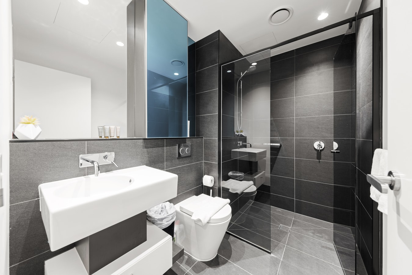 Central 2 Bedroom Apartment Melbourne with Parking 16 Serain Residences