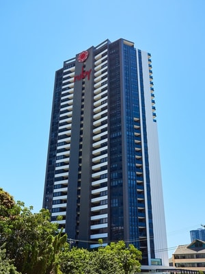 Comfy 1 bedroom Apartment in Central Surfers 24 Serain Residences