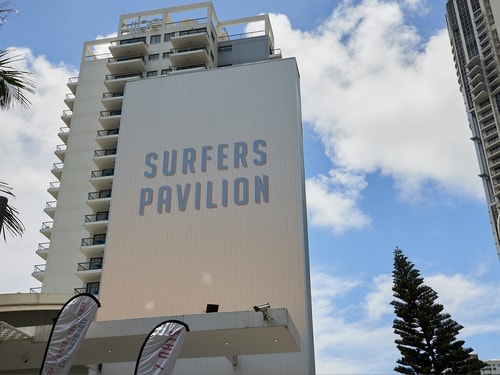 Convenient 2 double bed studio in Surfers 15 Serain Residences