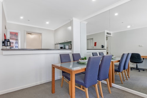 One Bedroom Apartment Near Opera House & Bridge 8 Serain Residences