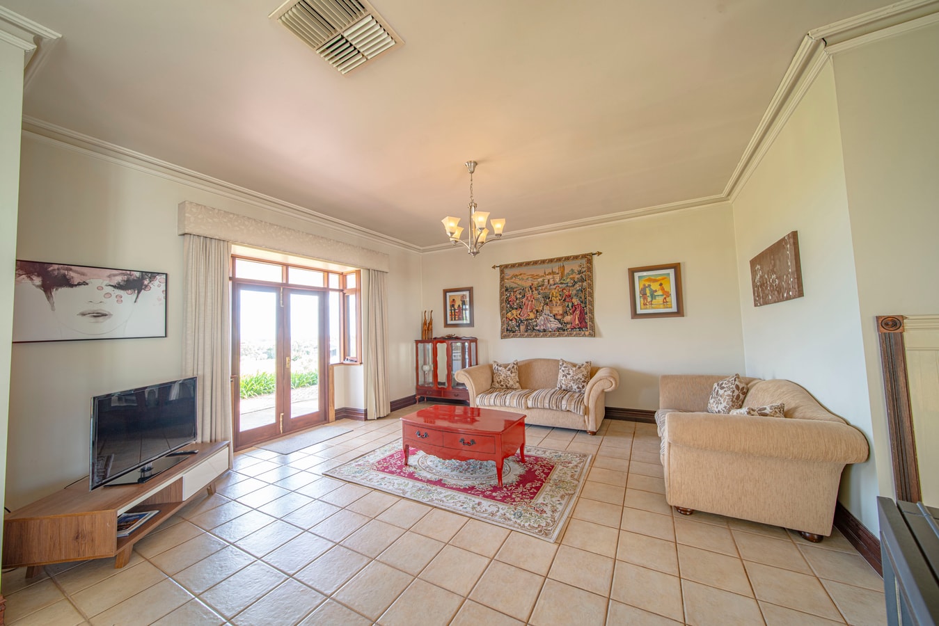 Condor Estate Spacious with Vineyard & Fireplace 11 Serain Residences
