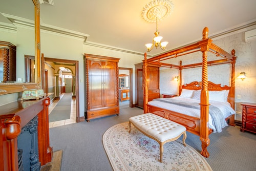 Condor Estate Spacious with Vineyard & Fireplace 2 Serain Residences