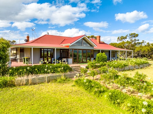 Condor Estate Spacious with Vineyard & Fireplace 31 Serain Residences