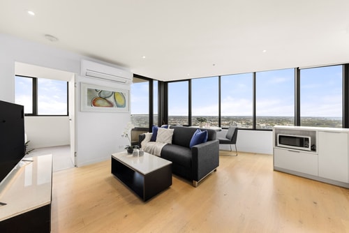 Convenient Located 1bedroom apartment in St Kilda 0 Serain Residences
