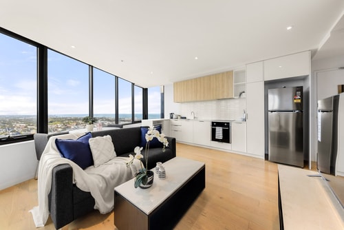 Convenient Located 1bedroom apartment in St Kilda 1 Serain Residences