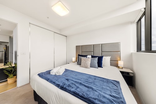 Convenient Located 1bedroom apartment in St Kilda 6 Serain Residences