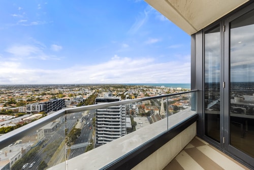 Convenient Located 1bedroom apartment in St Kilda 2 Serain Residences