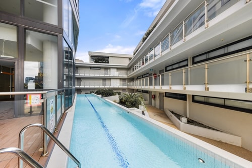 Convenient Located 1bedroom apartment in St Kilda 14 Serain Residences