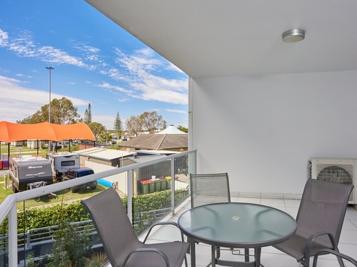 Comfort Two Bedroom Apartment in Heart Southport 9 Serain Residences