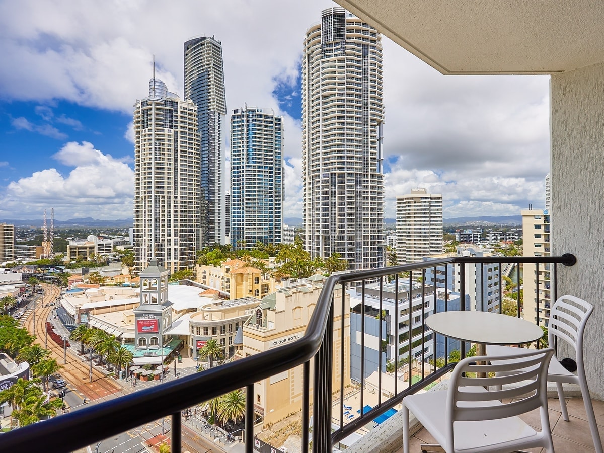 Comfy 2 double bed studio at Great Location 6 Serain Residences