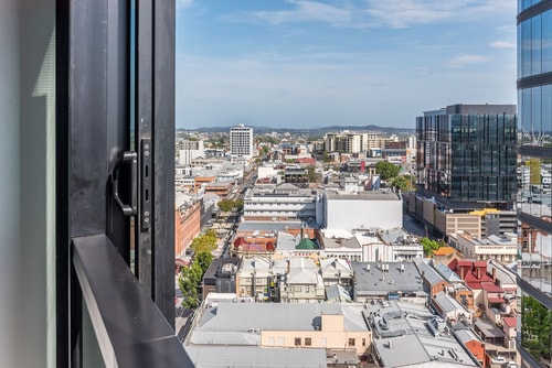 FV One Bedroom Apartment with Rooftop Pool access 11 Serain Residences