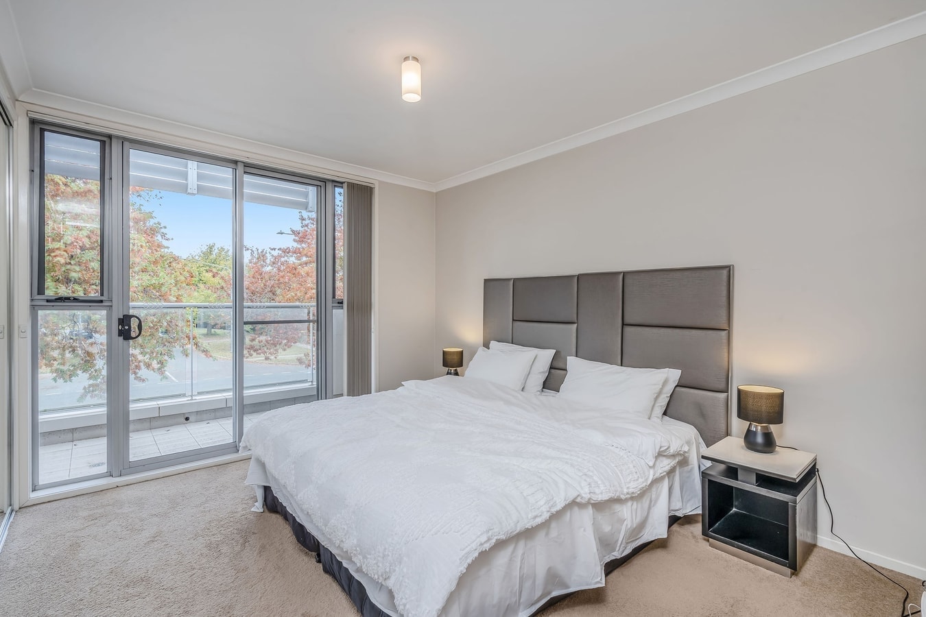 Cozy One Bedroom Apartment in Centre Braddon 4 Serain Residences