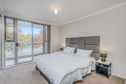 Cozy One Bedroom Apartment in Centre Braddon 4 Serain Residences