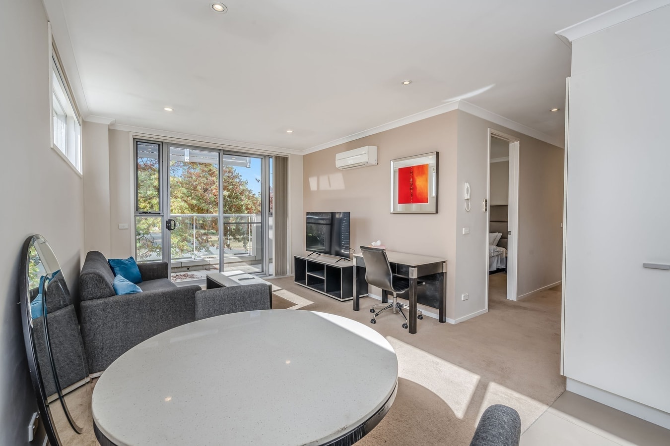 Cozy One Bedroom Apartment in Centre Braddon 7 Serain Residences