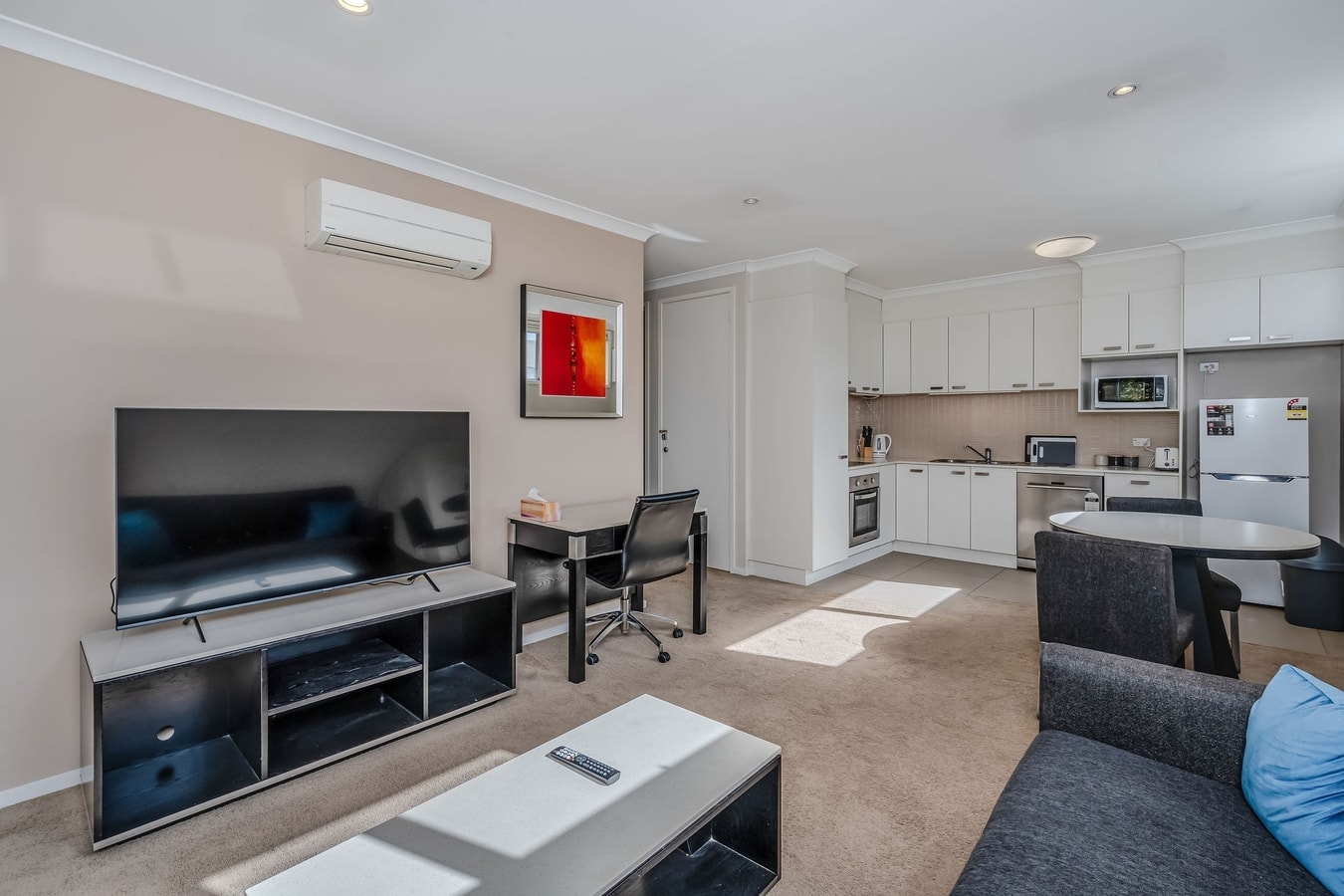 Cozy One Bedroom Apartment in Centre Braddon 2 Serain Residences
