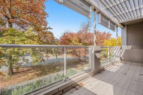 Cozy One Bedroom Apartment in Centre Braddon 0 Serain Residences