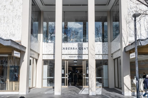 2 bedroom apartment  1 min walk to Canberra Centre 15 Serain Residences
