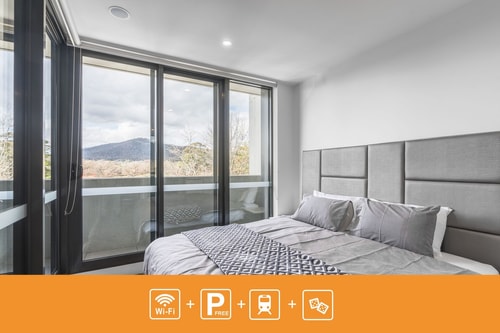 2 bedroom apartment  1 min walk to Canberra Centre 0 Serain Residences