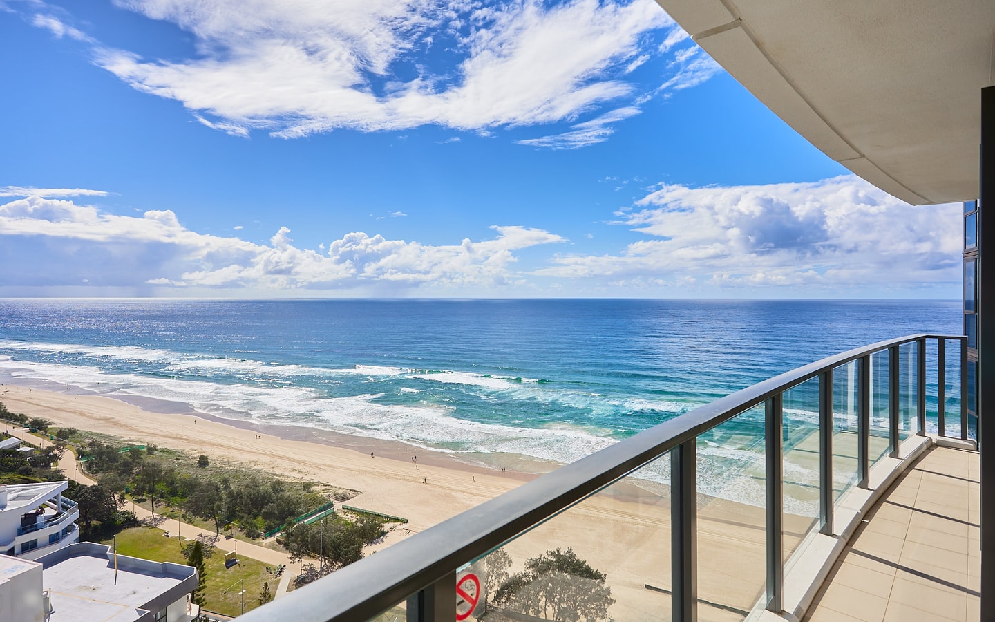 Ocean and Beach View Apartment on Gold Coast 5 Serain Residences