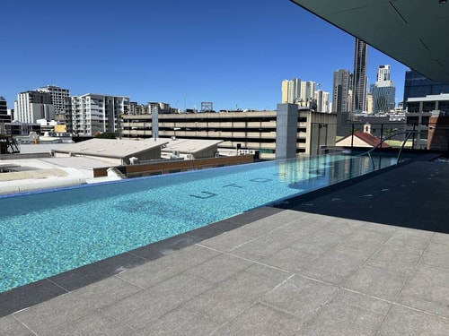 Cozy Two bedroom Apartment with Parking 12 Serain Residences